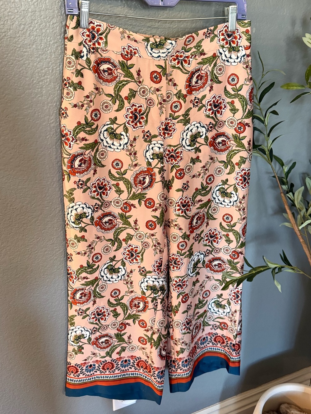 Ann Taylor Factory Peach Floral Wide-Leg Pants